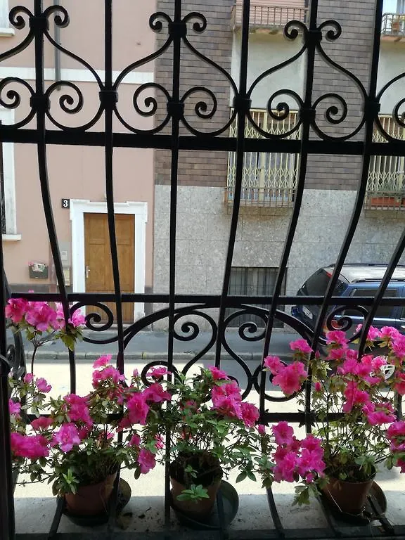 *** Bed & Breakfast B&B La Villetta Milano Italia